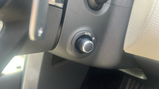 Land Rover Discovery 3.0 D300 R-Dynamic HSE 5dr Auto Diesel Station Wagon